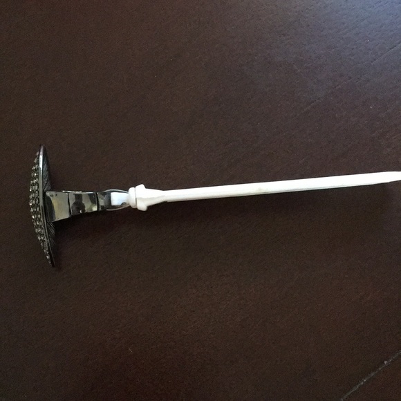 Guess Ring - Picture 5 of 6